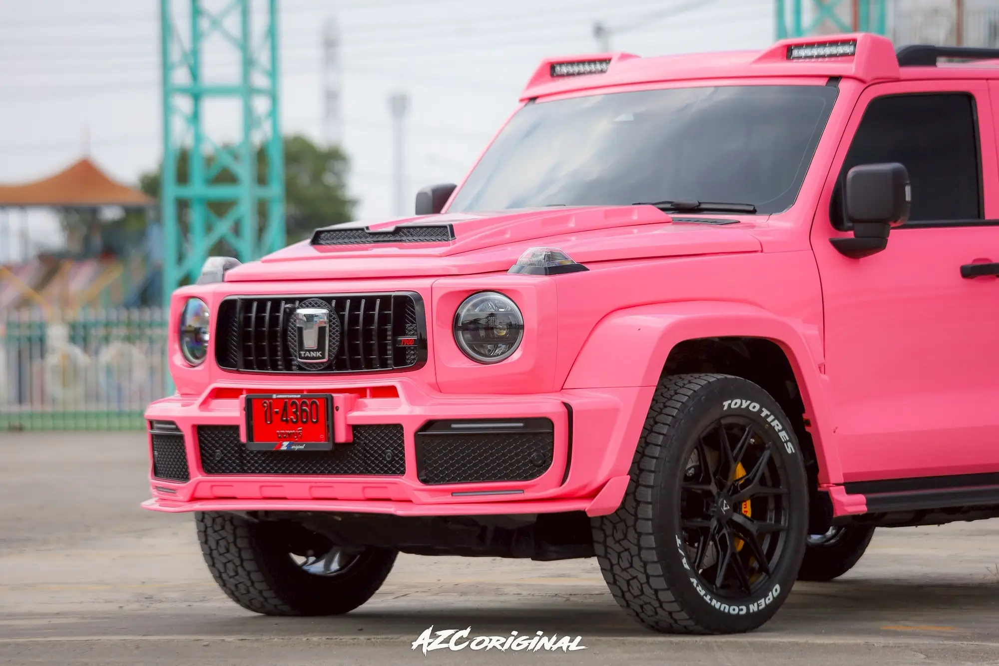 来自泰兰德的坦克300。