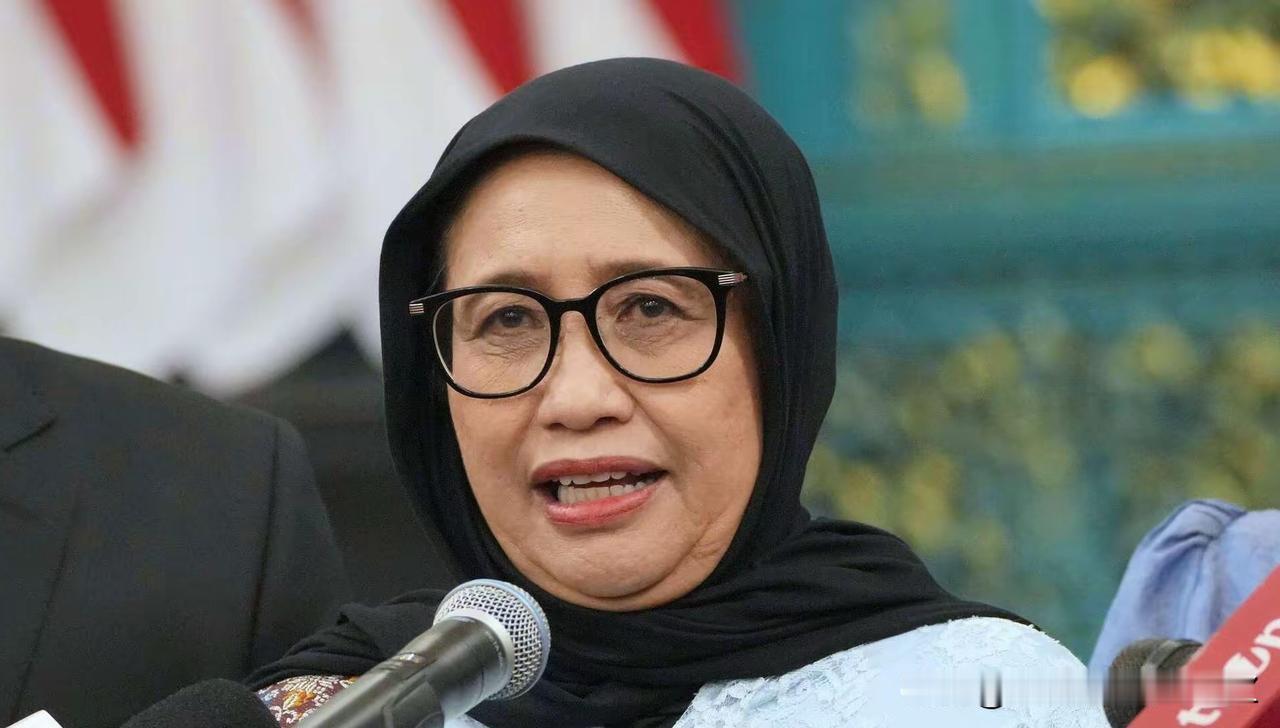 上任仅仅45天，印尼国家营养局局长纳尼克递交辞呈，总统普拉博沃主推的免费营养餐计