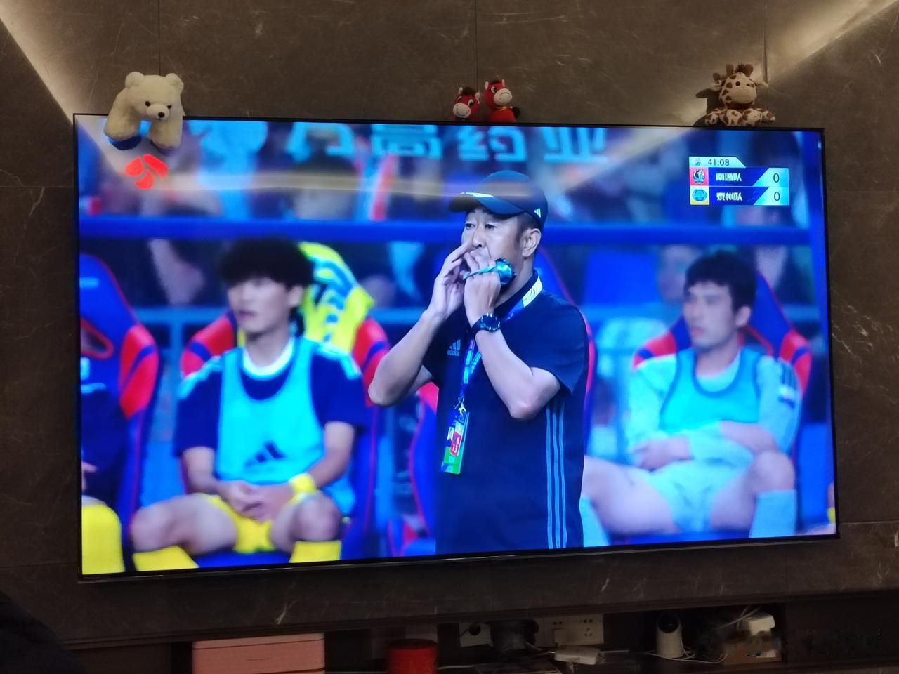 苏超还在继续！
世界杯期间，我还以为苏超要停一个月呢，结果，还是不停，这就说明我
