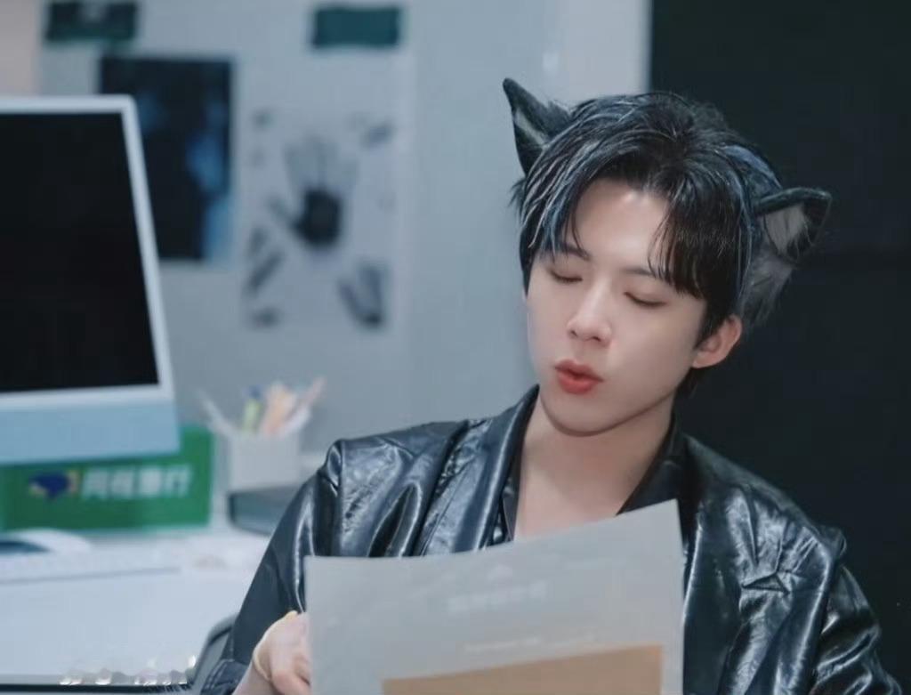 刘宇宁开始推理吧 | 刘宇宁肯德基品牌代言人 | 摩登兄弟今天能看见大尾巴狼王了
