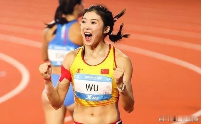 炸裂！
吴艳妮在田联洲际赛大阪站女子100米栏以12秒86夺冠，有三个有趣现象：
