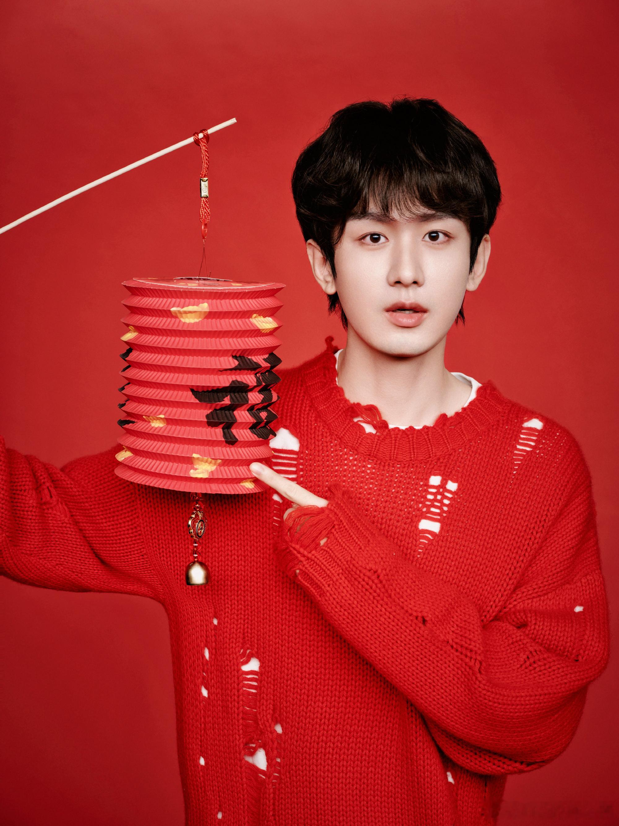 成毅长安二十四计cy成毅谢淮安喜欢成毅，喜欢他纯净澄澈如朗月清风，喜欢他热烈逐梦