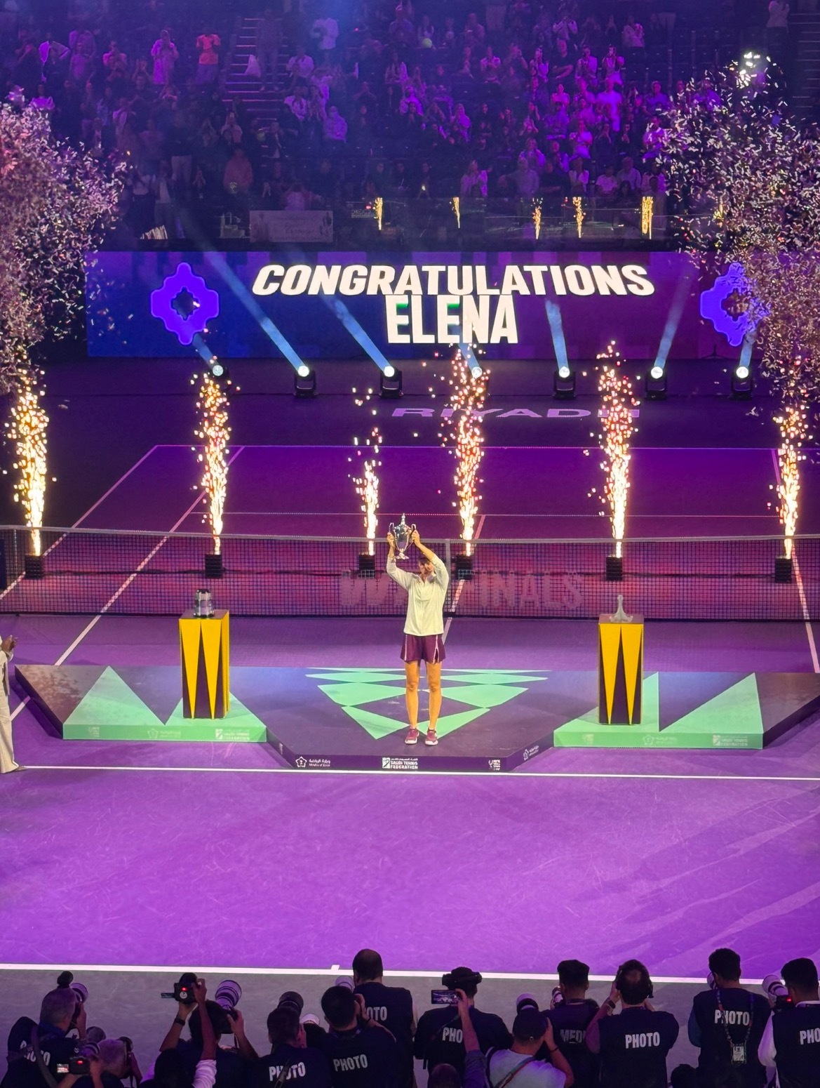 网球talking大会 据多家媒体报道，WTA年终总决赛将离开沙特阿拉伯。202