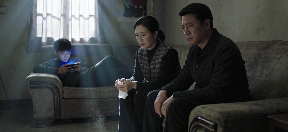 一家四口，没有一个人上班，日子过得越来越没底气。

大儿子23岁，毕业两年，工作