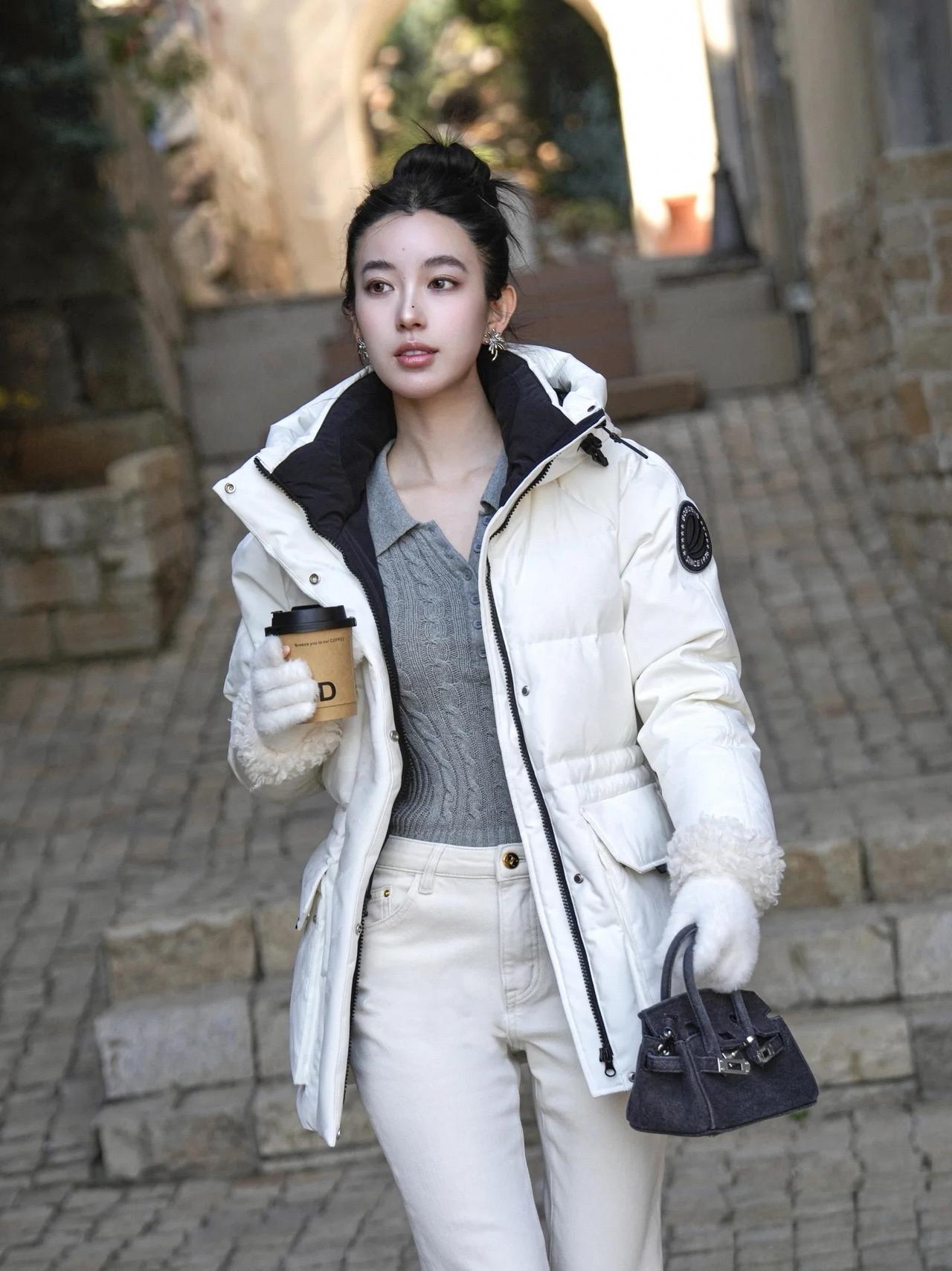 冬日漫步，暖意盈怀