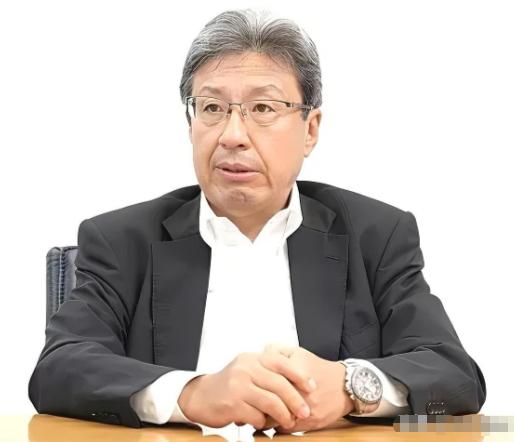 日本前首相安倍晋三留下的“托孤老臣”今井尚哉闯入高市早苗的办公室就破口大骂，直接