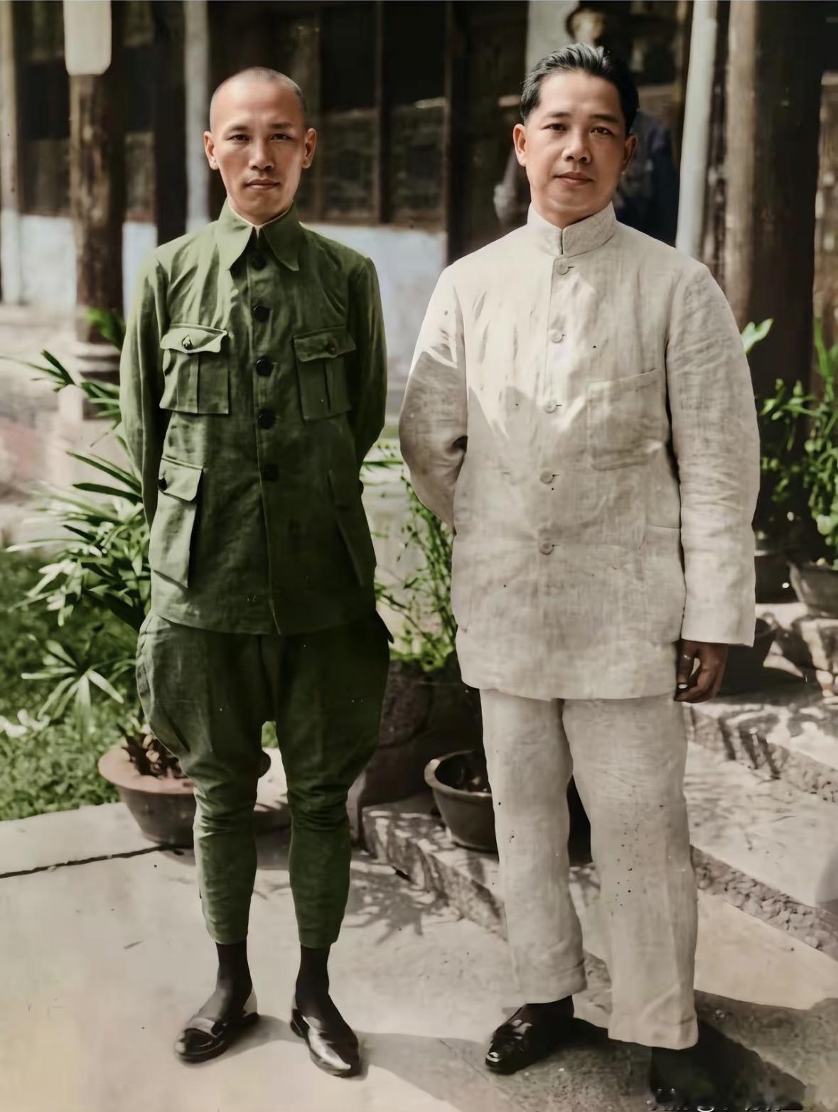 1927年蒋中正与汪精卫在广州的合影 照片（彩色修复）那年，老蒋40岁，汪精卫4