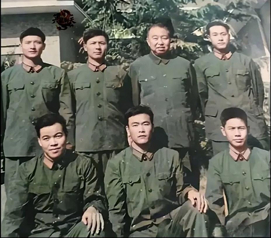 ＃红色文化＃
伟人风采欣赏：