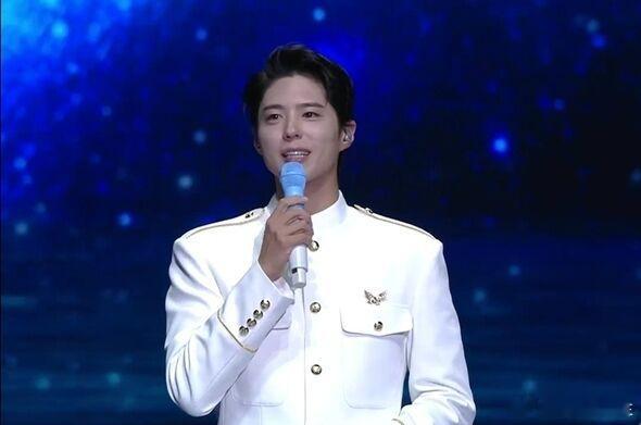 再次印证义气的朴宝剑，将担任《音乐银行in里斯本》MC自2011年开始的《音乐银