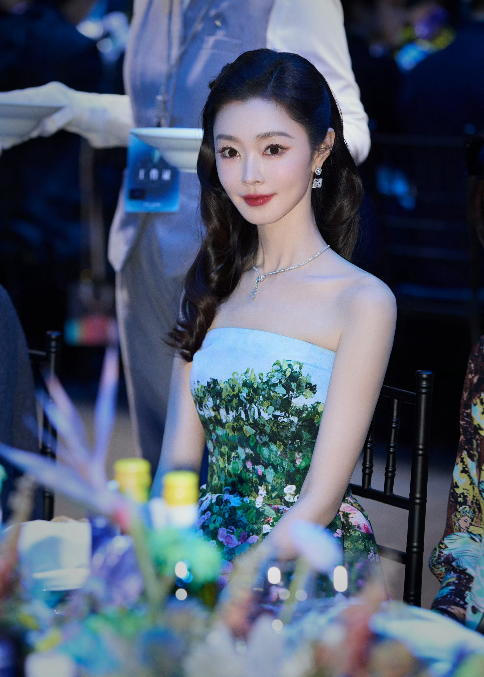 内场发型真不错，恭喜宋轶获得 年度最具实力演员奖🏆