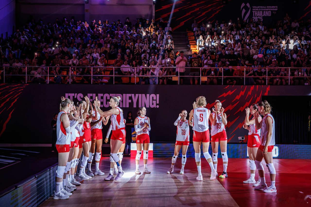 国际排坛动态越南女排波兰队3-1（23-25/25-10/25-12/25-22