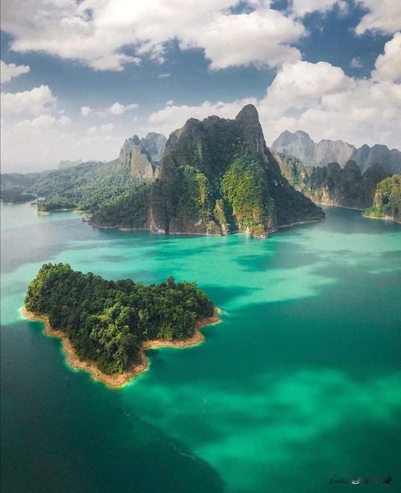 #泰国旅游# 旅游胜地泰国素叻他尼府Khao Sok国家公园Rajjaprabh
