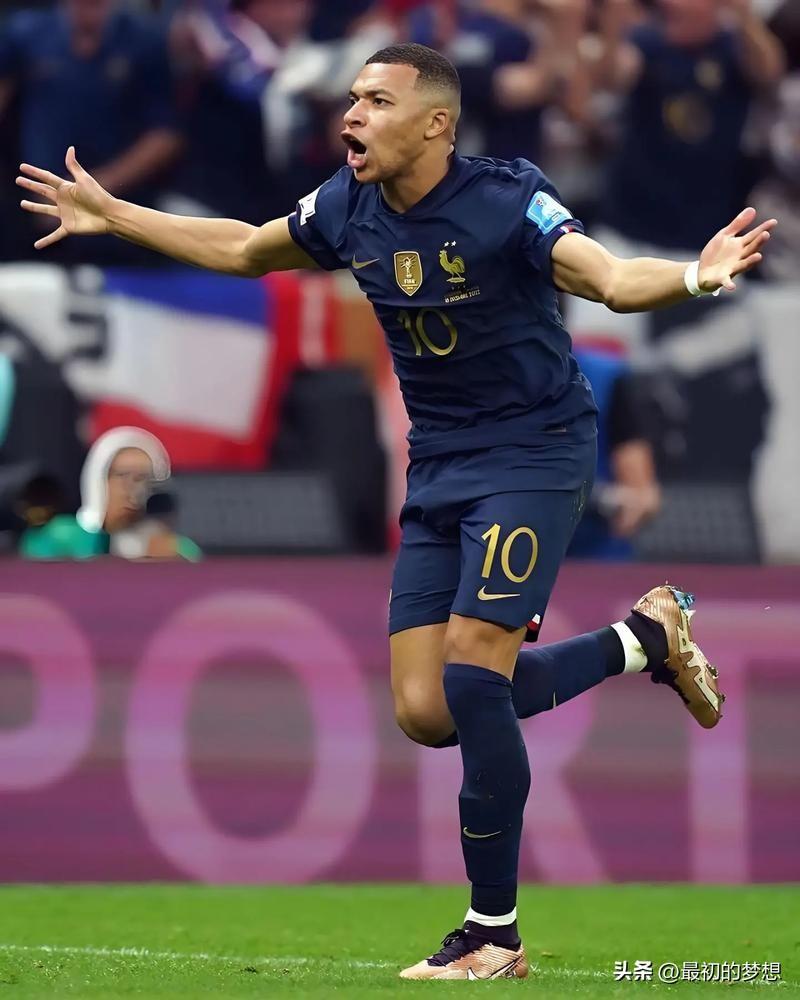 目前为止本届世界杯表现最炸裂的五大球星！大家认同吗？

① 梅西（阿根廷）——7
