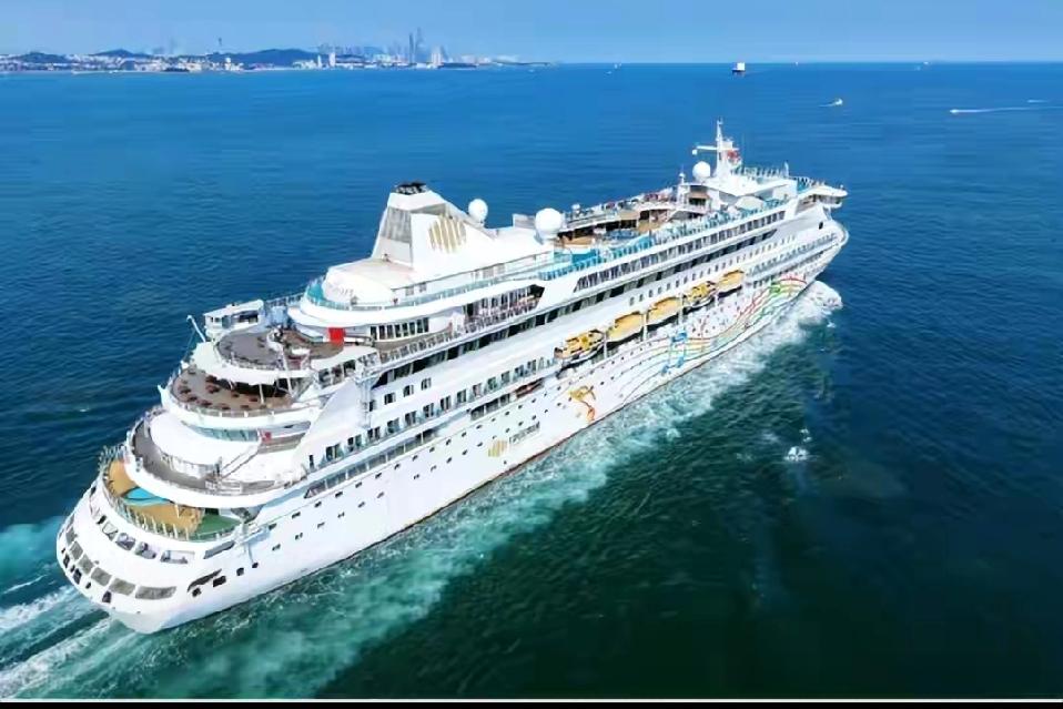 面条场造飞机，不知道是高兴还是悲愤。
面条场造飞机，说明高手在民间。
能够制造出