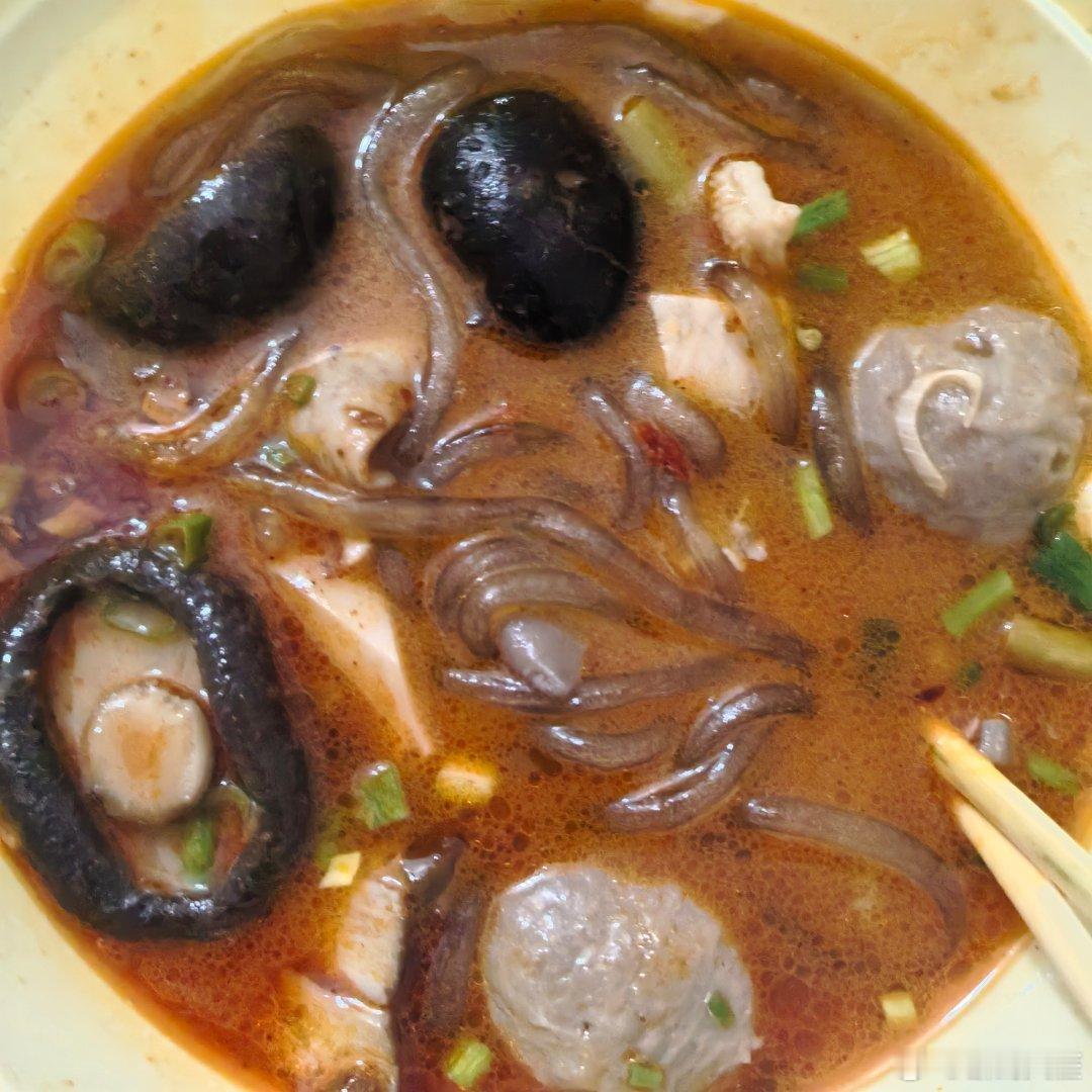 简简单单的晚餐，只是好久不吃辣了生活手记