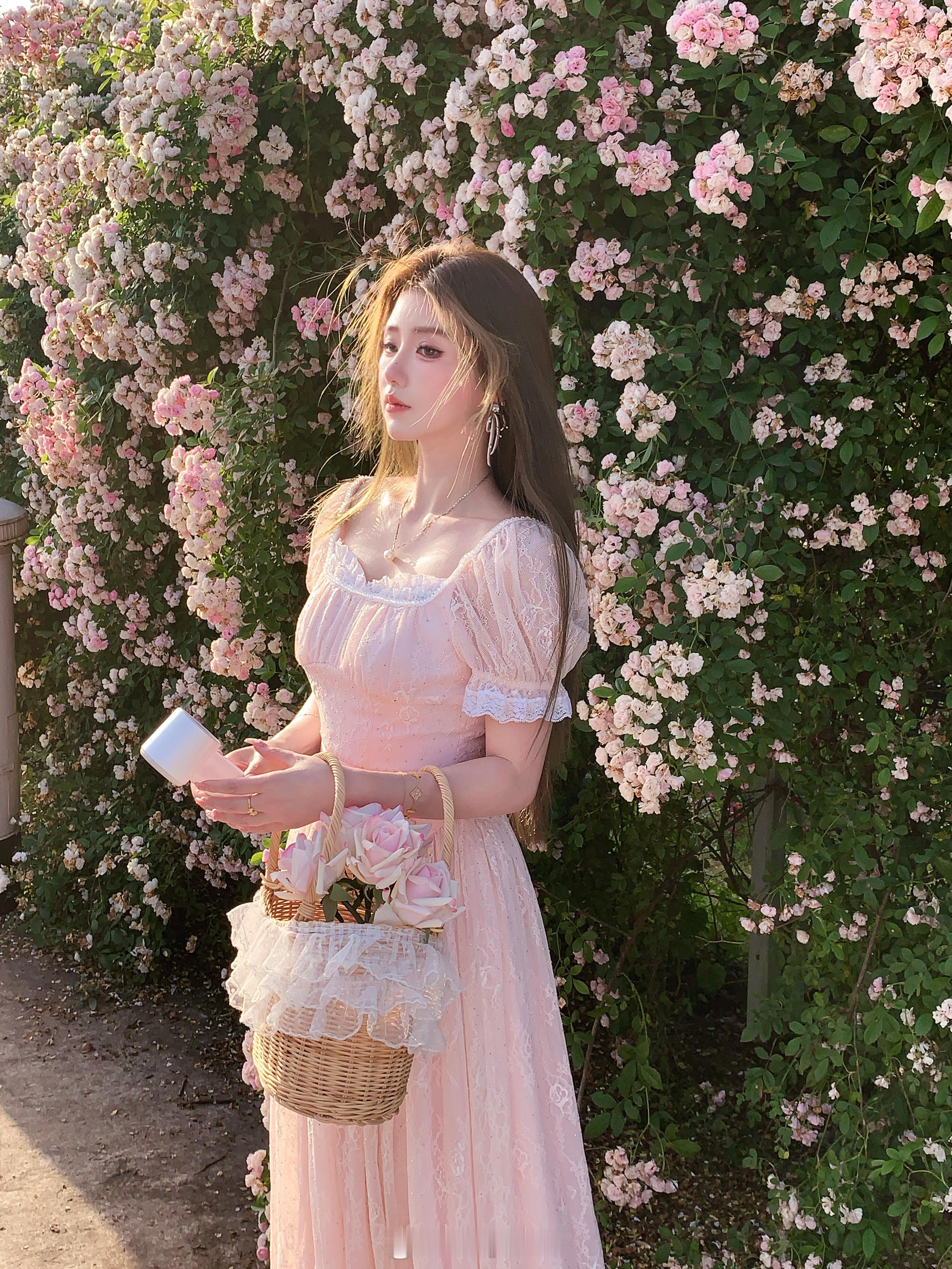 春正好🎧｜ 🌷🌿明天上午开这个⬇️⬇️⬇️绝美小裙子~ 
