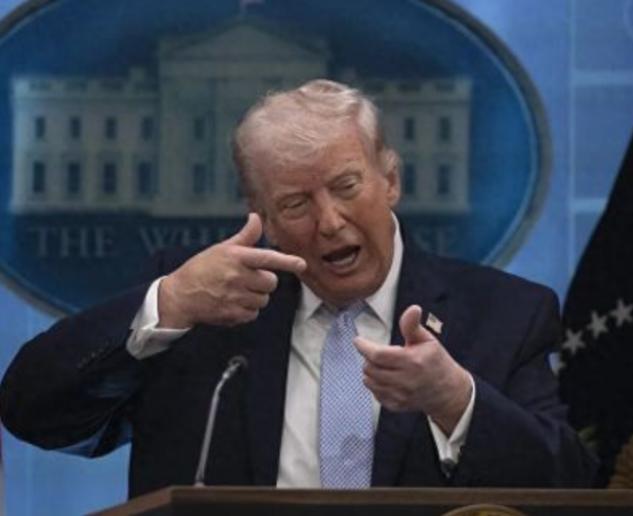 大胆的预测，美国这次脱不了身了。

不是以色列拖着美国不让走，而是大国要把美国按