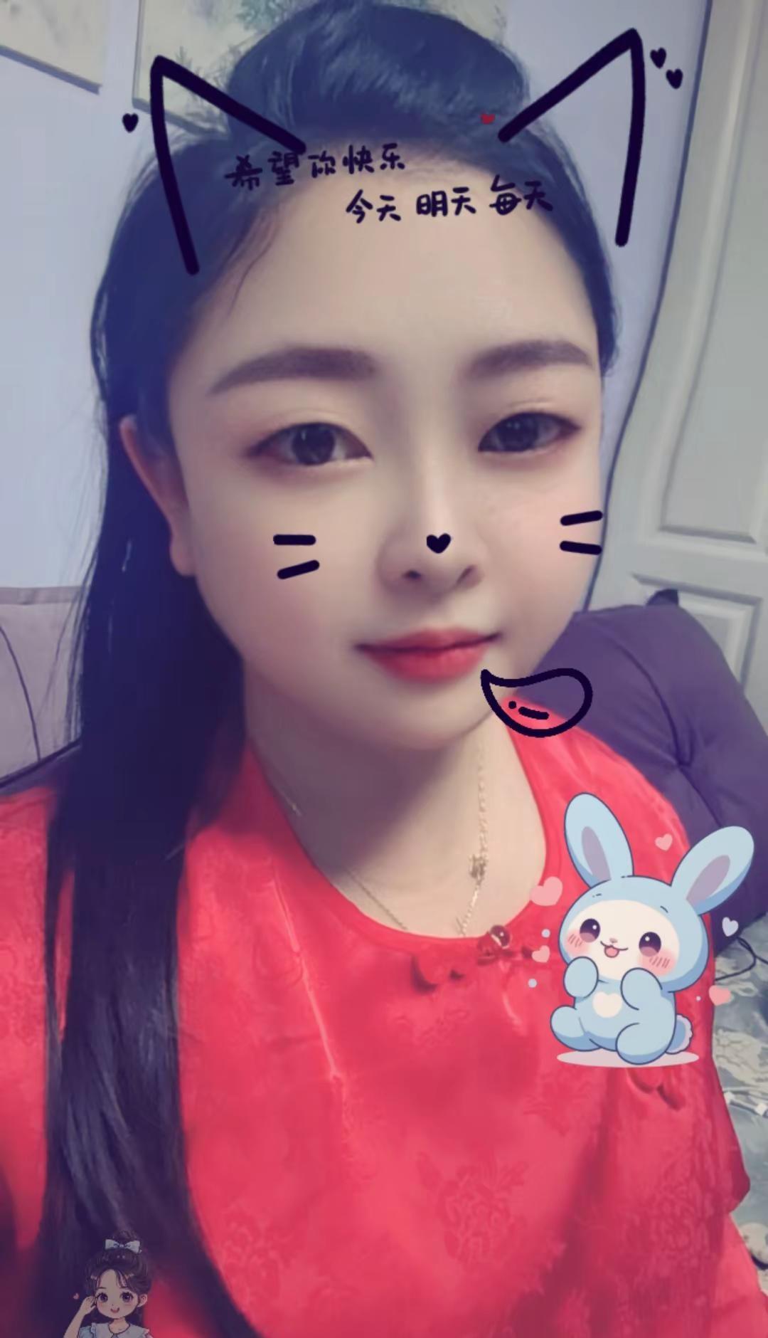 突然没有那么多想要的了，只想安安稳稳的一年又一年，健康多一点，烦恼少一点，其余皆