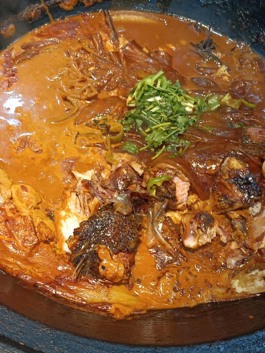 小妯娌真是感到了危机，真的怕下岗啦！
昨天电话都给我打爆了，晚上必须去赴宴，她在