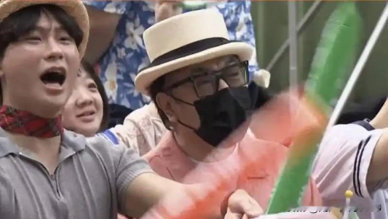 所有事情都有迹可循，蔡康永只是不想再装了而已

台湾‌知名主持人蔡康永在2026