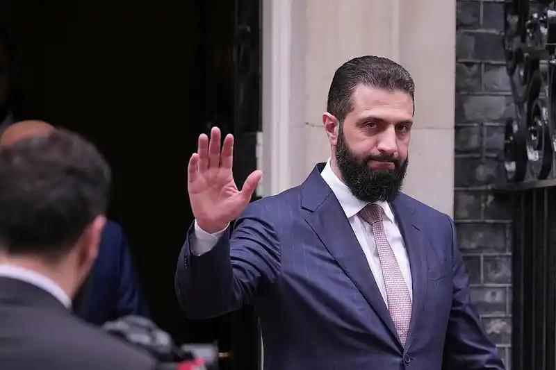 紧急消息！3月31日叙利亚过渡政府总统艾哈迈德·沙拉在英国访问时，直接放出狠话，