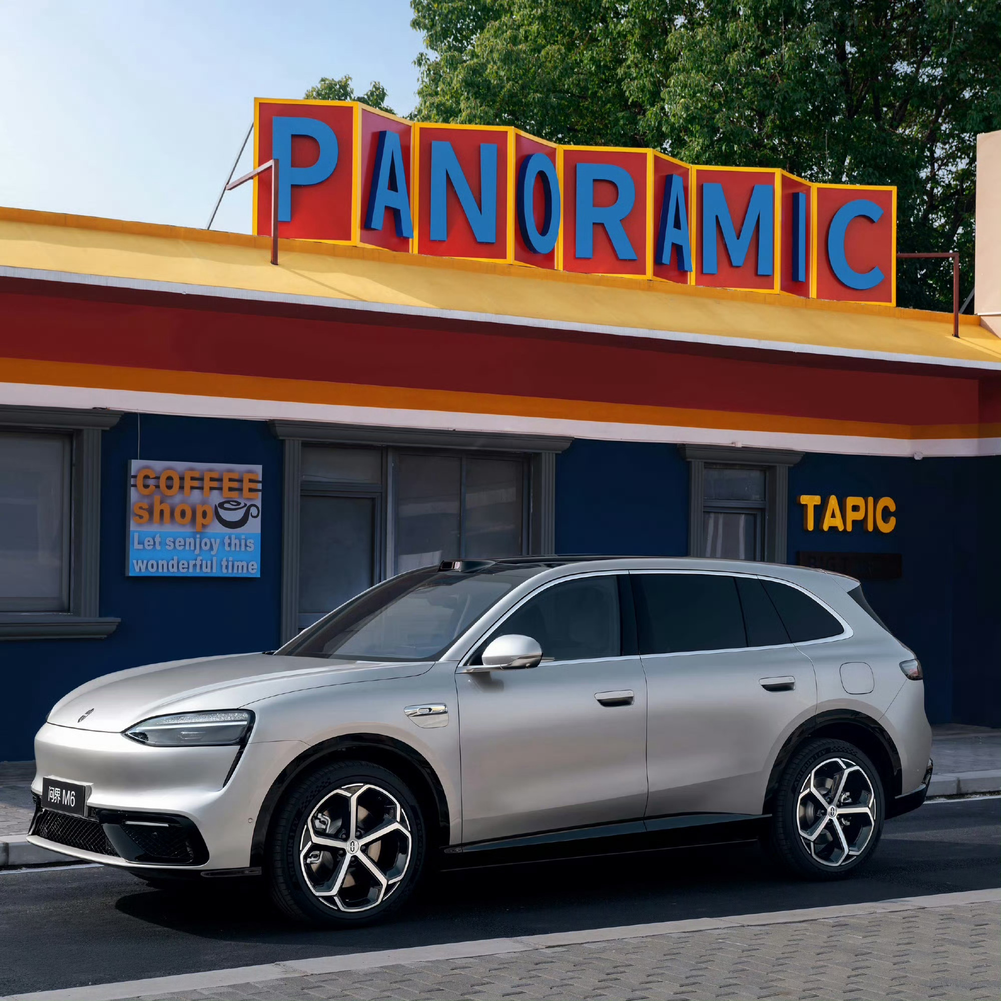 问界M6首批展车明日起陆续到店问界M6明天开始陆续到店，不光能看实车，还能直接小