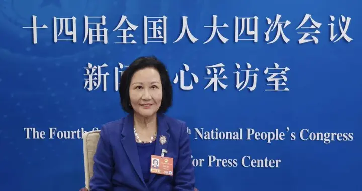 《祖国》记者跑两会丨以赤子之心系两岸 以代表之责促统一——专访第十四届全国人大代表、全国人大华侨委员