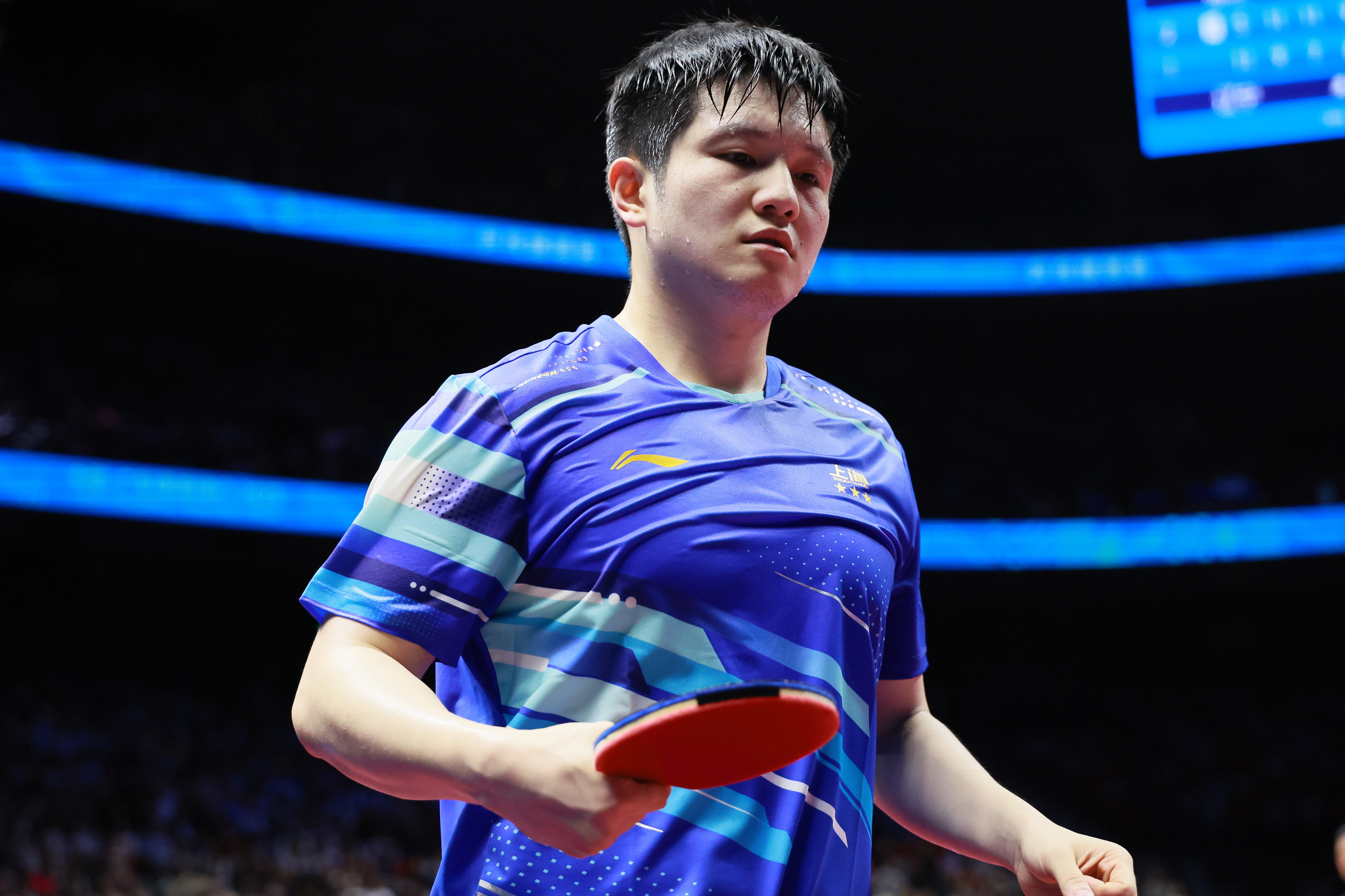 樊振东4比0胜周雨 🏓樊振东谈十五运会首秀  除了大我还能说什么[害羞]怼我脸