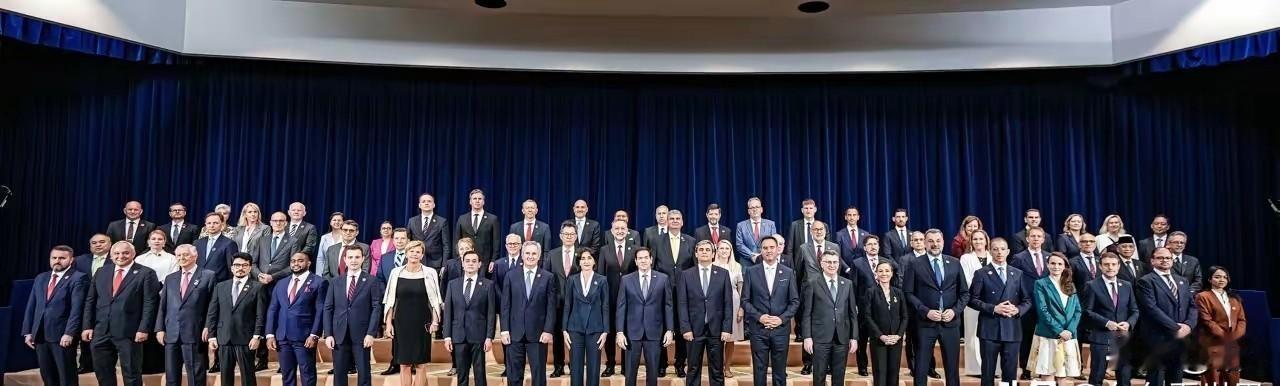 世界科技与战略博弈同日上演，中美会议分歧明显
同一天，中美各自举办了两场重磅国际