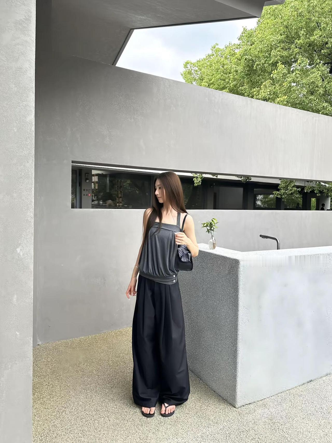 淡系ootd 夏季极简穿搭 plog