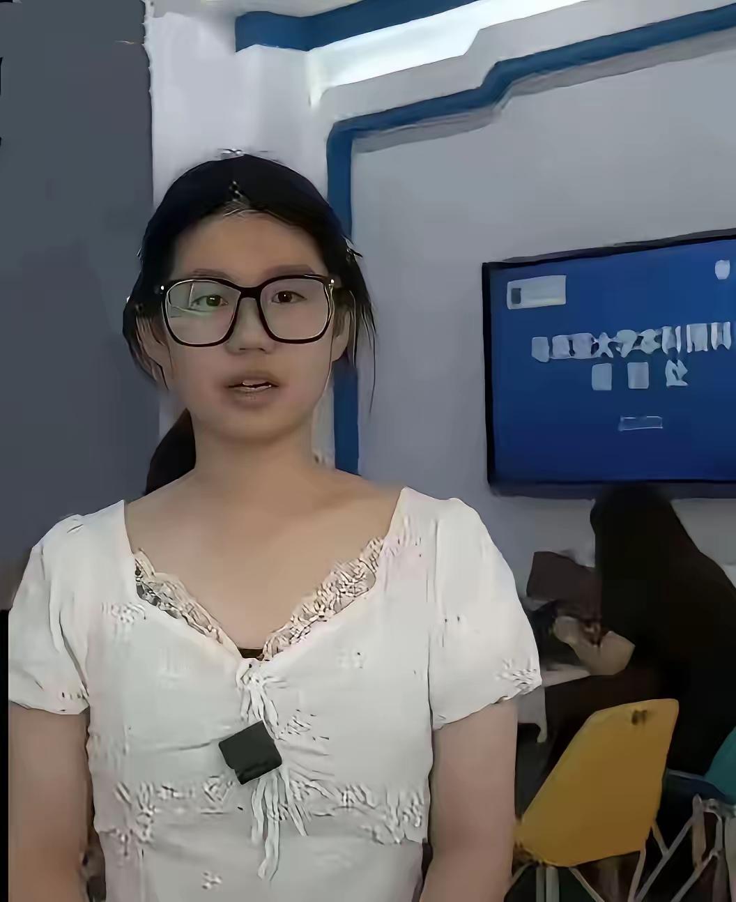 福建小熊摸臀闹剧，终于要结束了！目前的情况来讲，某音里“轻松熊”的账号已​经不存