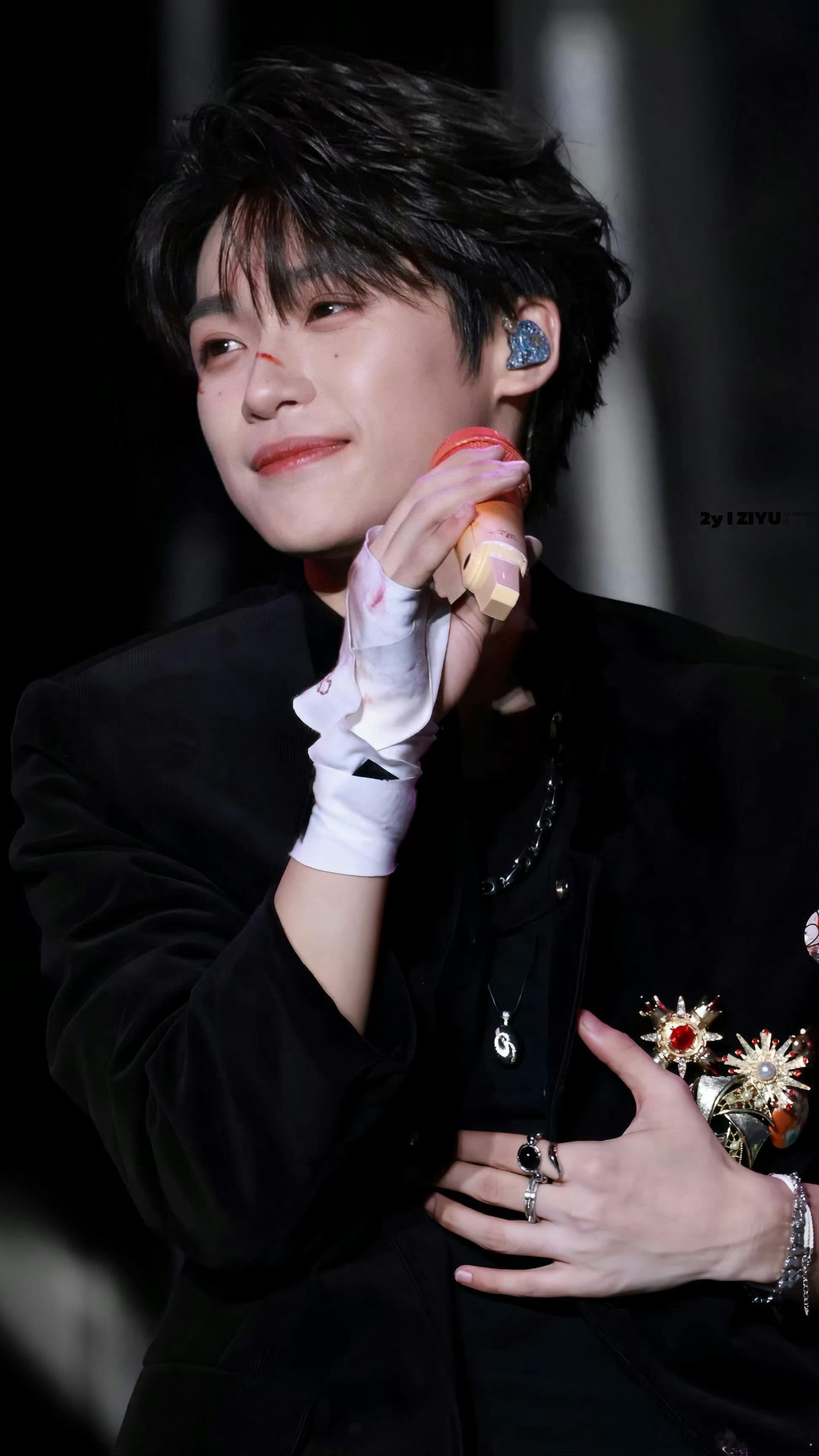 梓渝站姐脱粉爆料只知道梓渝很帅 