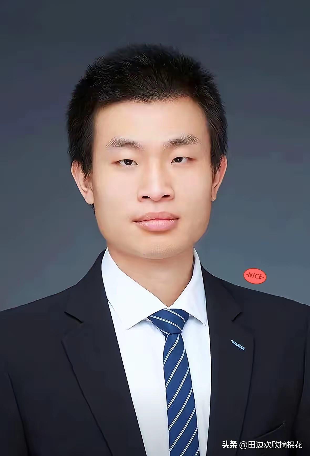 可喜可贺
这下咱们可算是见识到了，什么叫真正的“降维打击”，北大数学学院总算放了