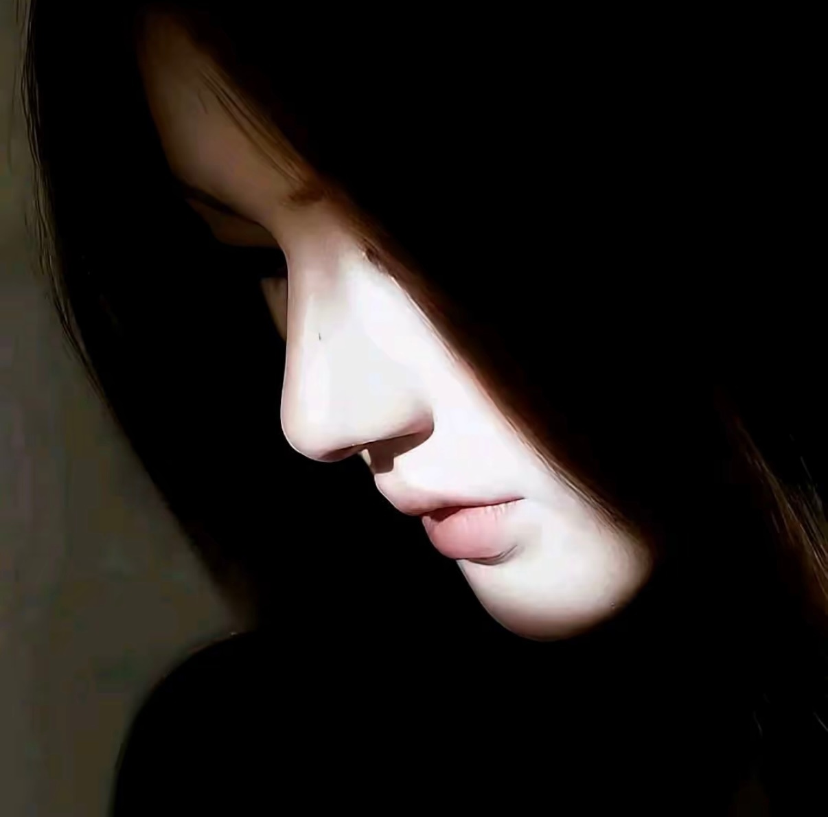 赵露思 美到极致会给人一种鬼感 