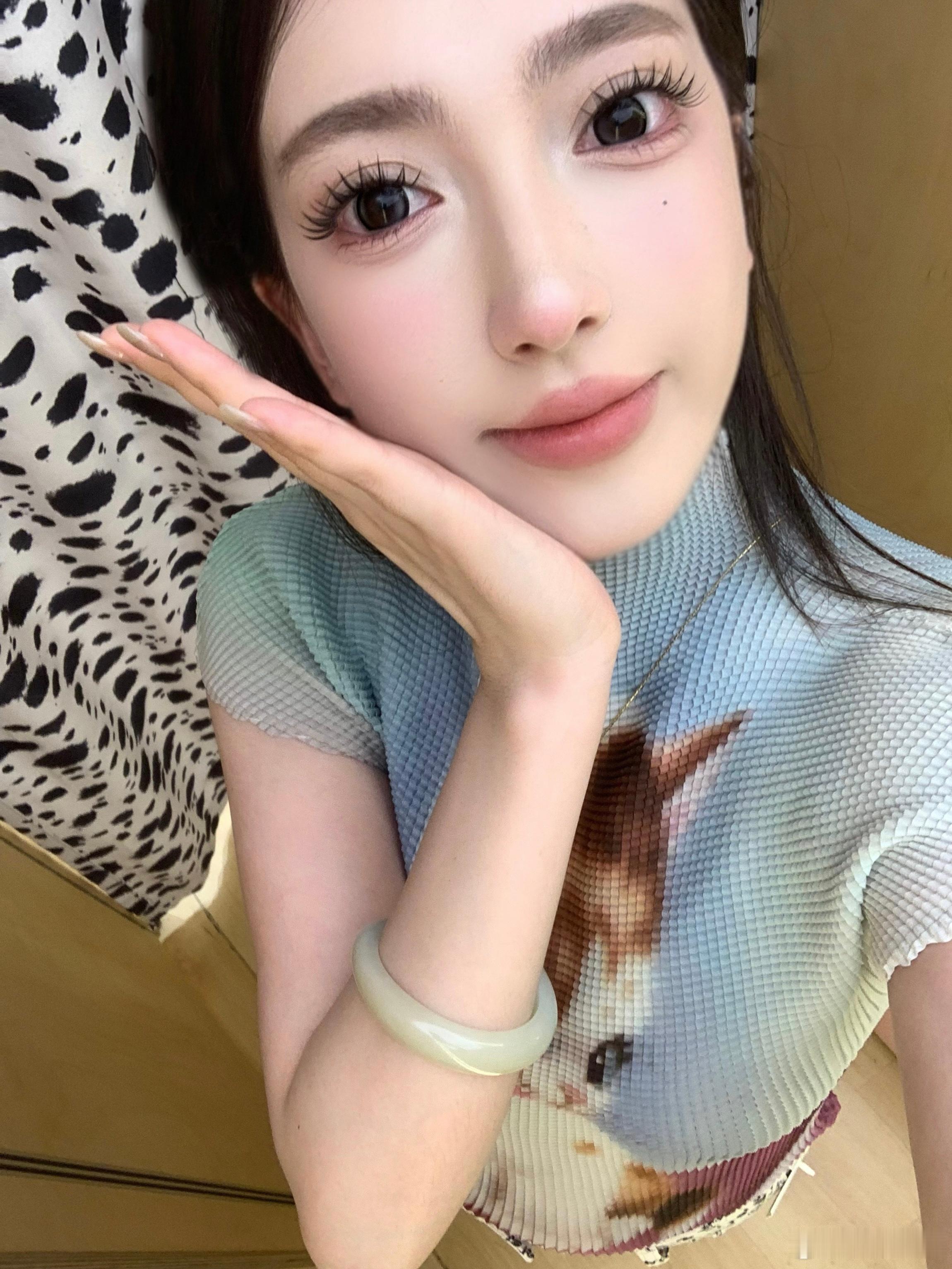有一万张照片可以发… ​​​