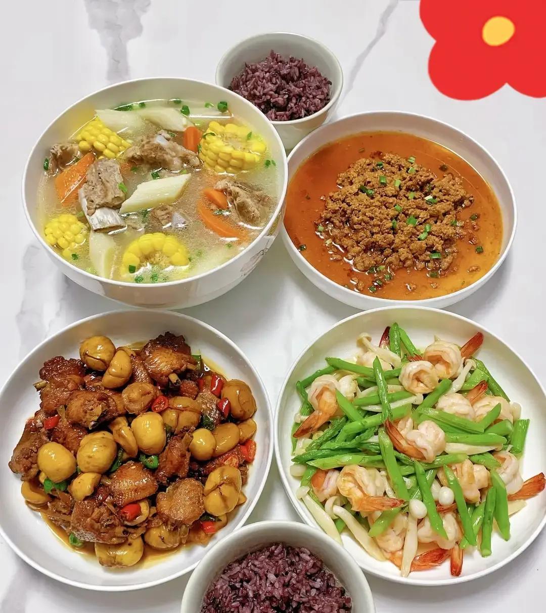 养女30年要58.8万彩礼谈崩！到底是卖女儿还是情理之中？
楼下张阿姨家的婚事黄