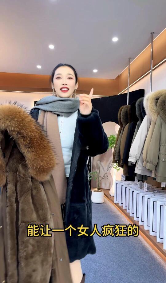 【朝雪】世界很大，请带着坚持努力向前！
【朝雪】世界很大，请带着坚持努力向前！