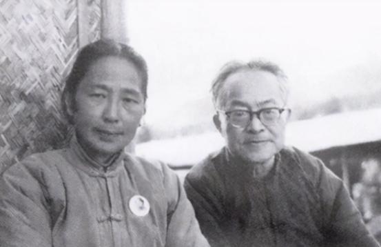 1929年，沈从文给自己的女学生张兆和写情书：“我爱你的灵魂，更爱你的肉体。”张