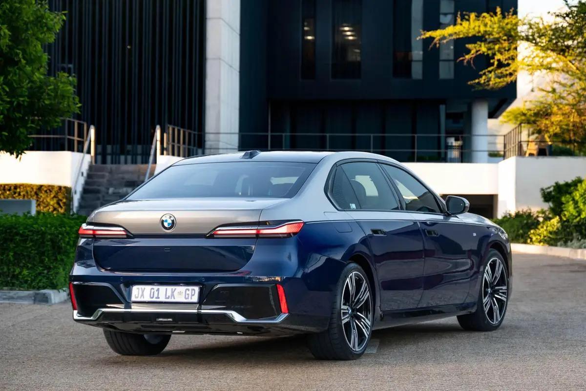 BMW 740i ​​​