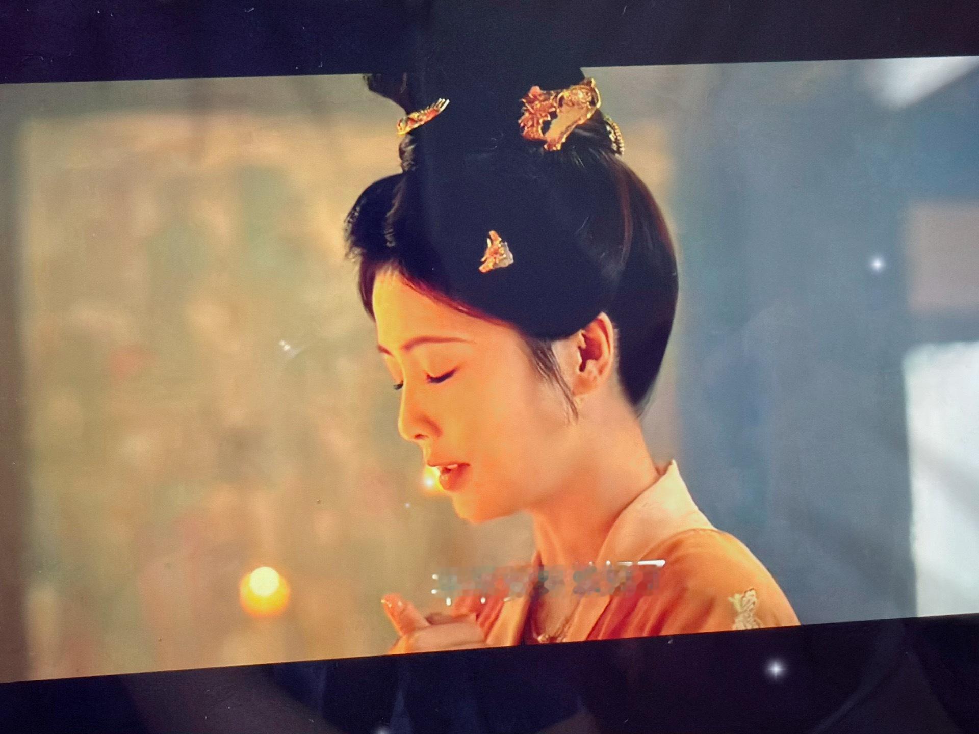白鹿花环造型剧宣璃，平平安安就好了！姐妹们追到第几集啦～白鹿叶璃