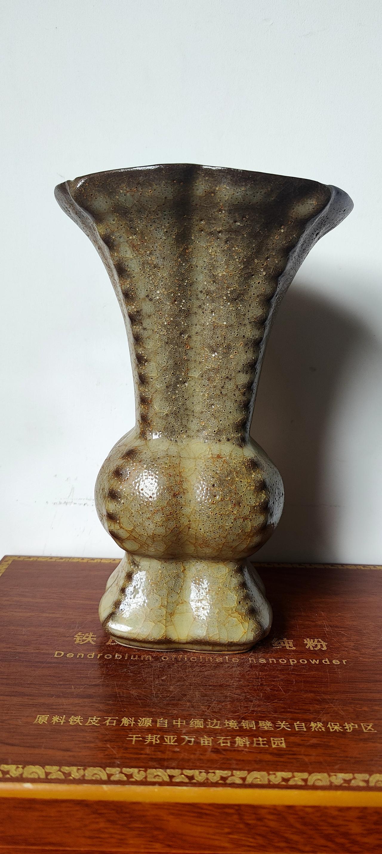 南宋官窑欣赏宋朝官窑 南宋官窑