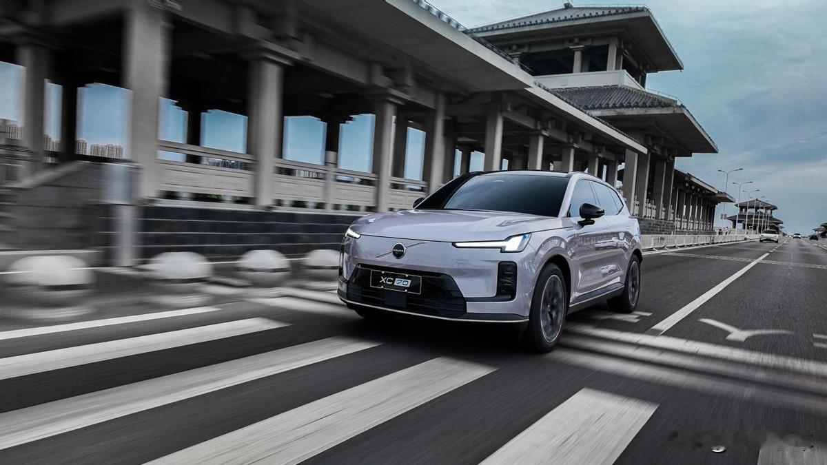 全新XC70将于今晚全球首发并开启预售，解锁新能源SUV“最优解”？

很早就听