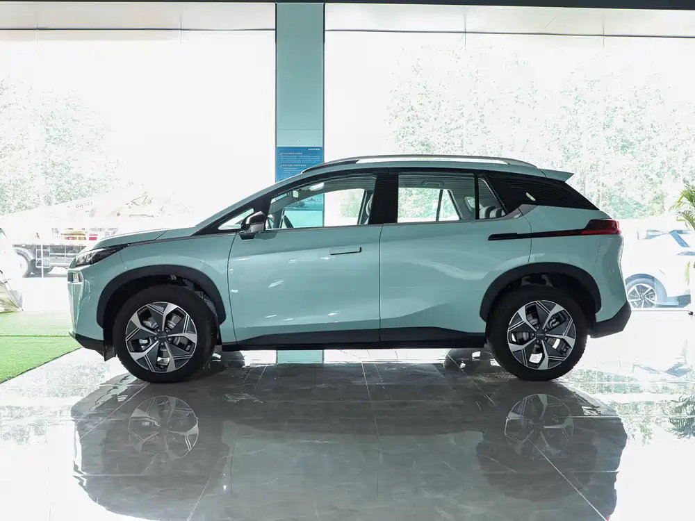 2026款广汽埃安V Plus新款纯电SUV。整车4650mm×1920mm×1