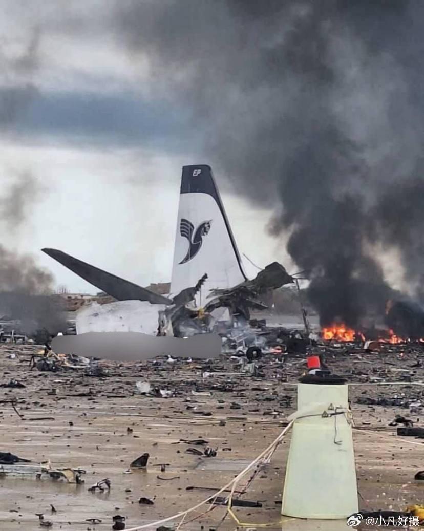 据伊朗媒体：在美以联军袭击布什尔机场后，一架客机被摧毁。美以伊最新局势海外新鲜事