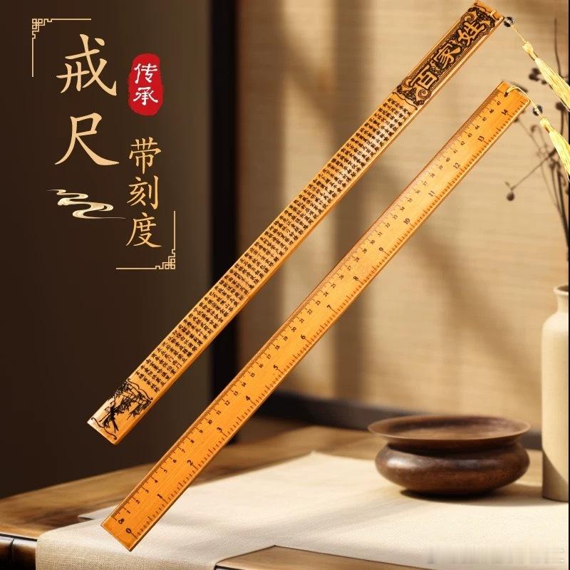 早上又跟幼崽大战一场。今天上午幼崽有辅导班，他今天不知道抽什么风，起床就说再也不