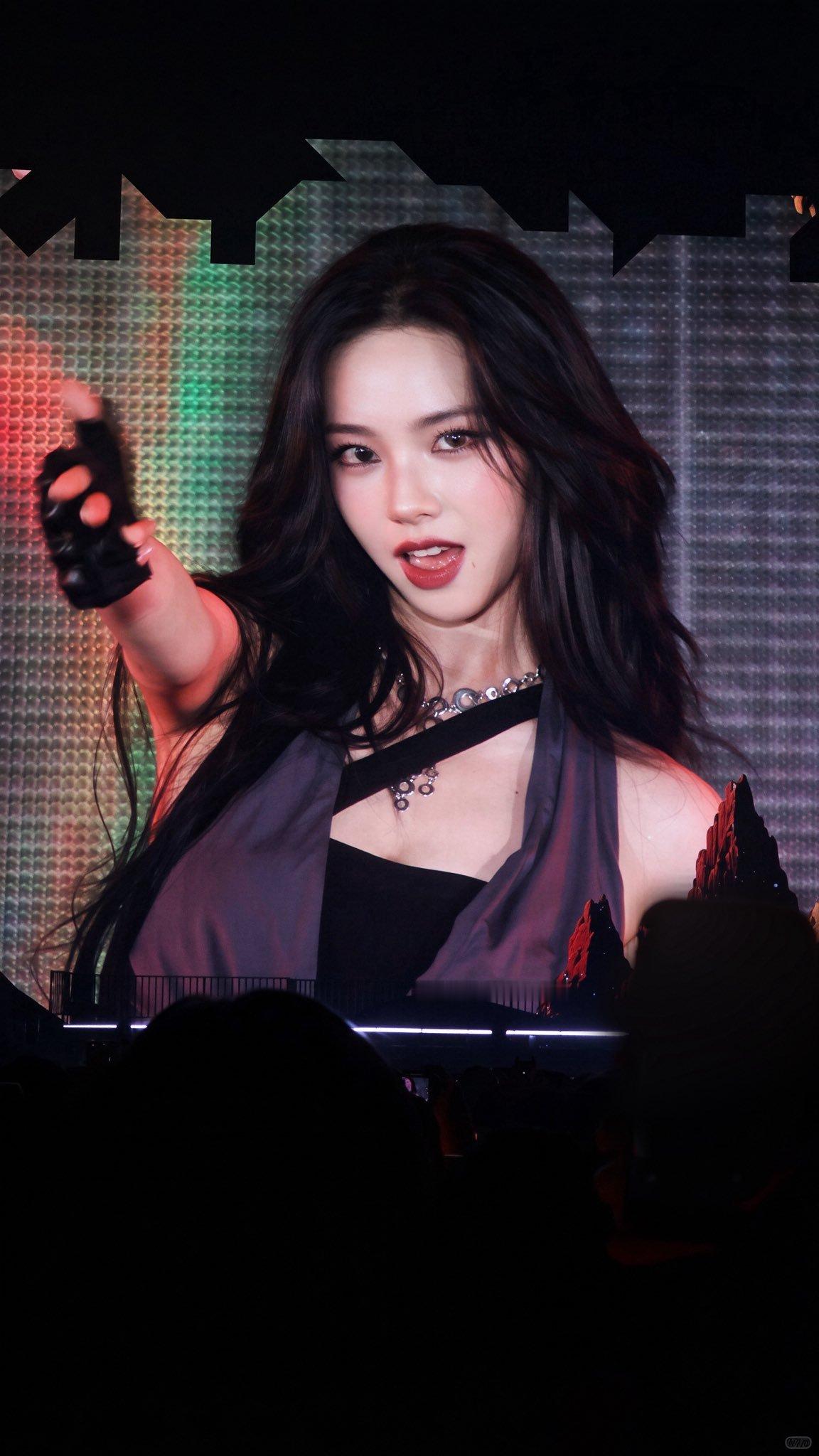 karina的大屏美貌©️rina11_jm 