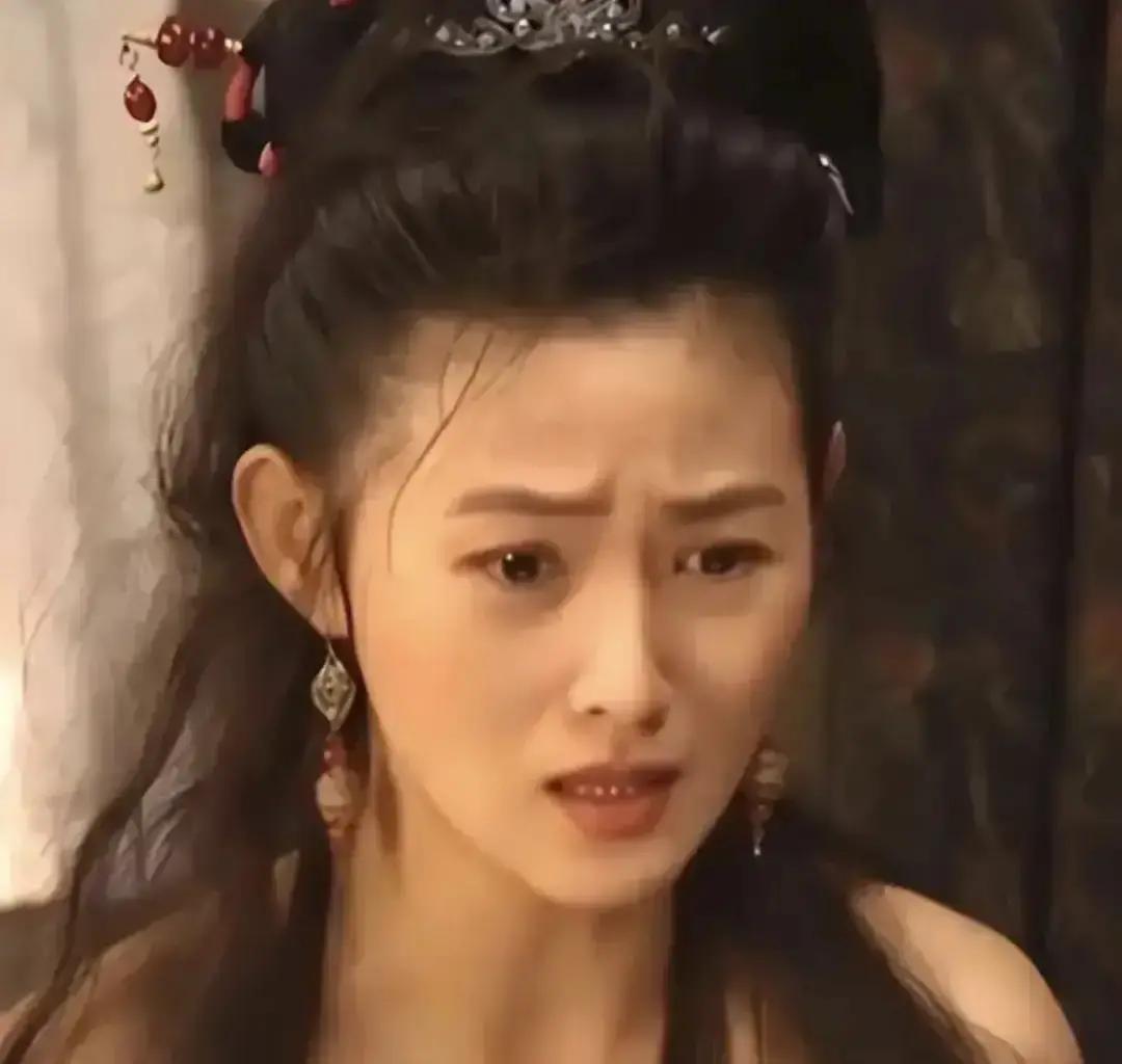 一次节目中，主持人问王思懿：“你演潘金莲的时候，你老公一点也不吃醋吗？”王思懿摇