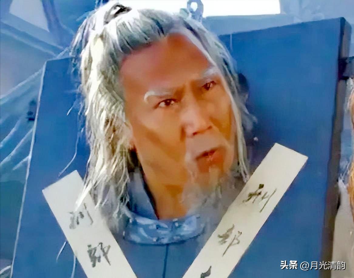 李善长被抄家问斩，连带全家七十七口人都无一幸免。朱元璋本来打算放他一条生路，最后