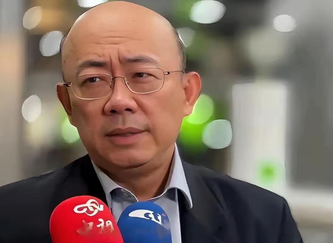 彻底撕破脸！郭正亮怒轰徐巧芯：立刻滚出国民党！

他直击痛点：徐巧芯全程不敢触碰