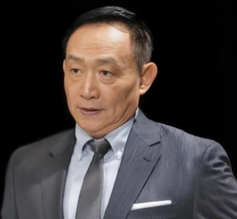 卢麒元直言痛点！这种“双面人生”，戳中大众心声。
 
有一种让人难以认同的现象，